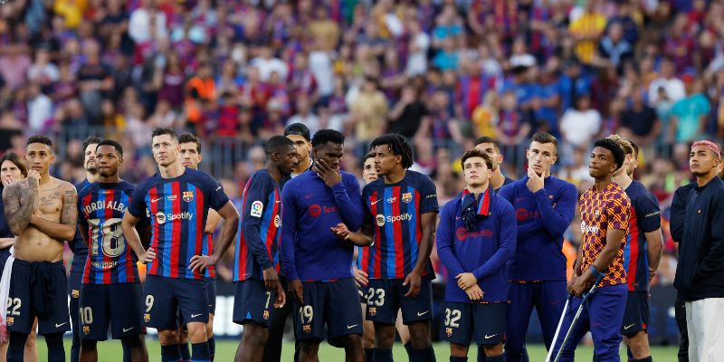 FC Barcelona Sự Hồi Sinh Và Khát Vọng Chiến Thắng