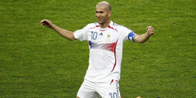 Zinedine Zidane (Pháp)