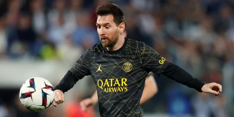 Lionel Messi - Top 10 cầu thủ có mức lương cao