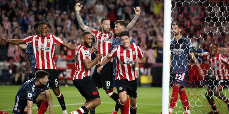 Tin Hot Câu Lạc Bộ Brentford Với Người Hâm Mộ Bóng Đá 2024